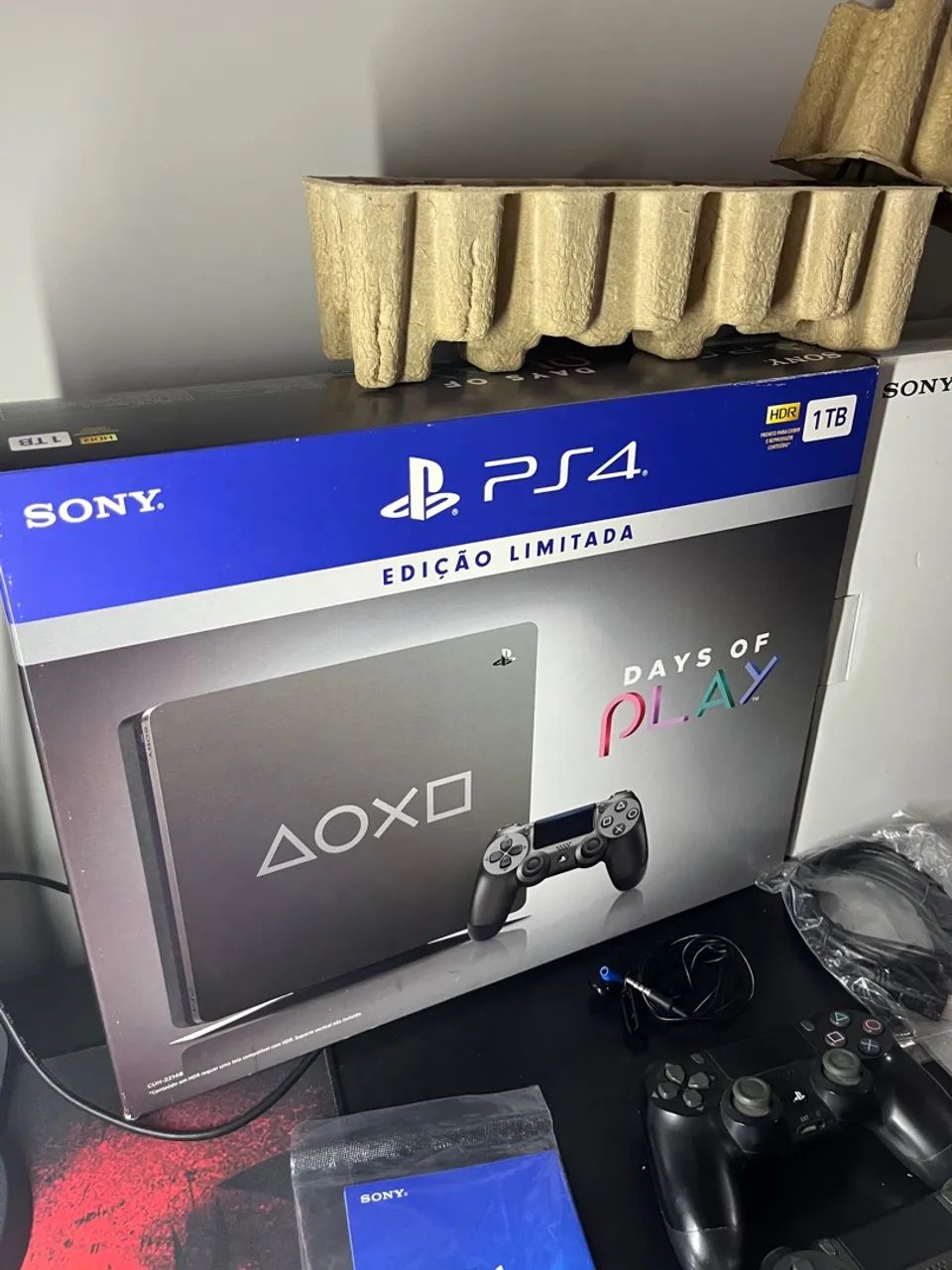Ps4 1tb Edição limitada Days of Play IMPECÁVEL  - Foto 3