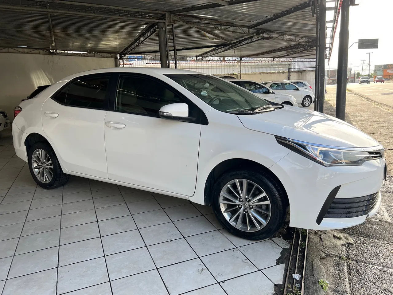 Toyota Corolla gli automático 2018