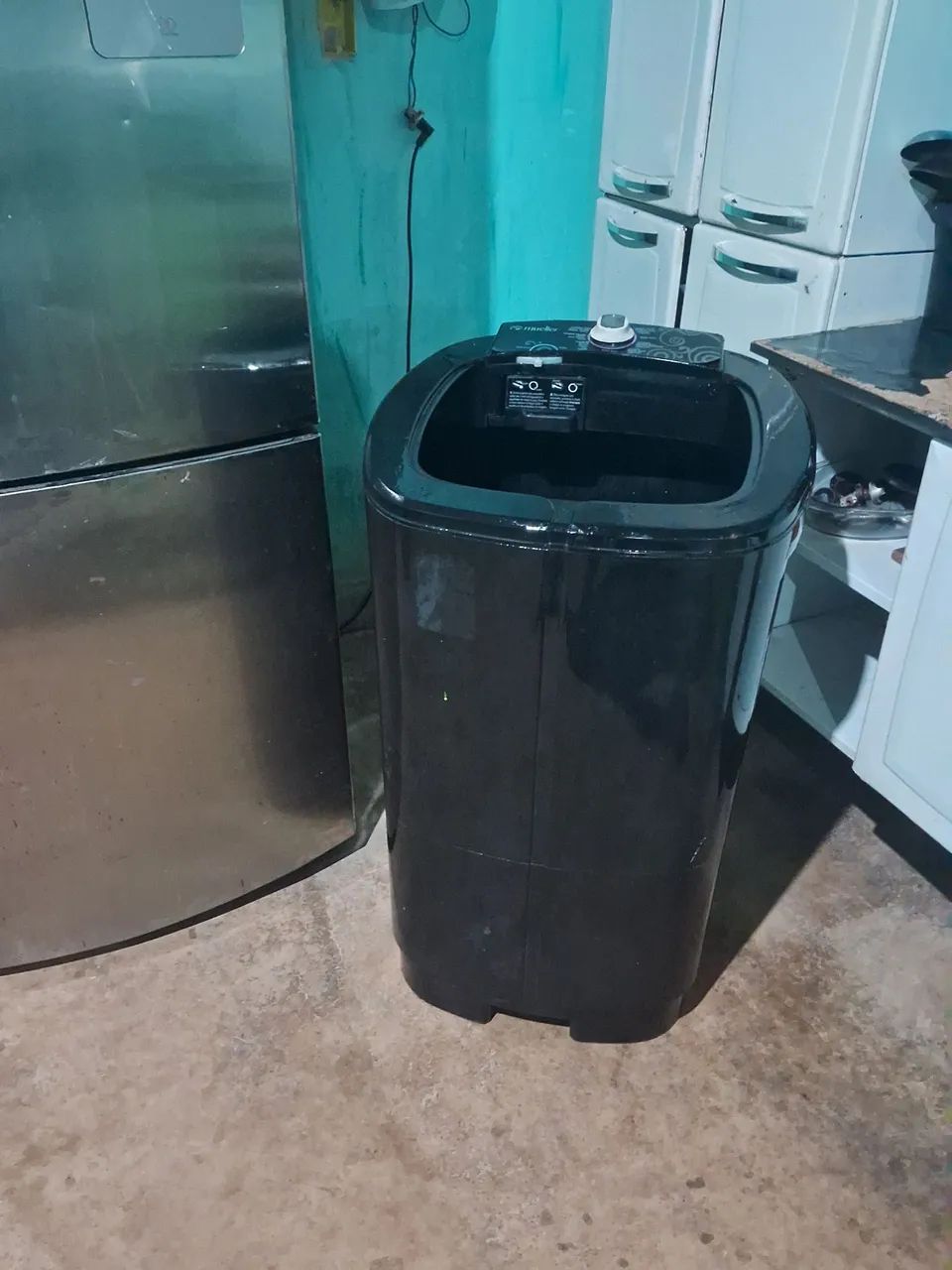 Vendo esta máquina de lavar 10 kilos não troco  - Foto 2