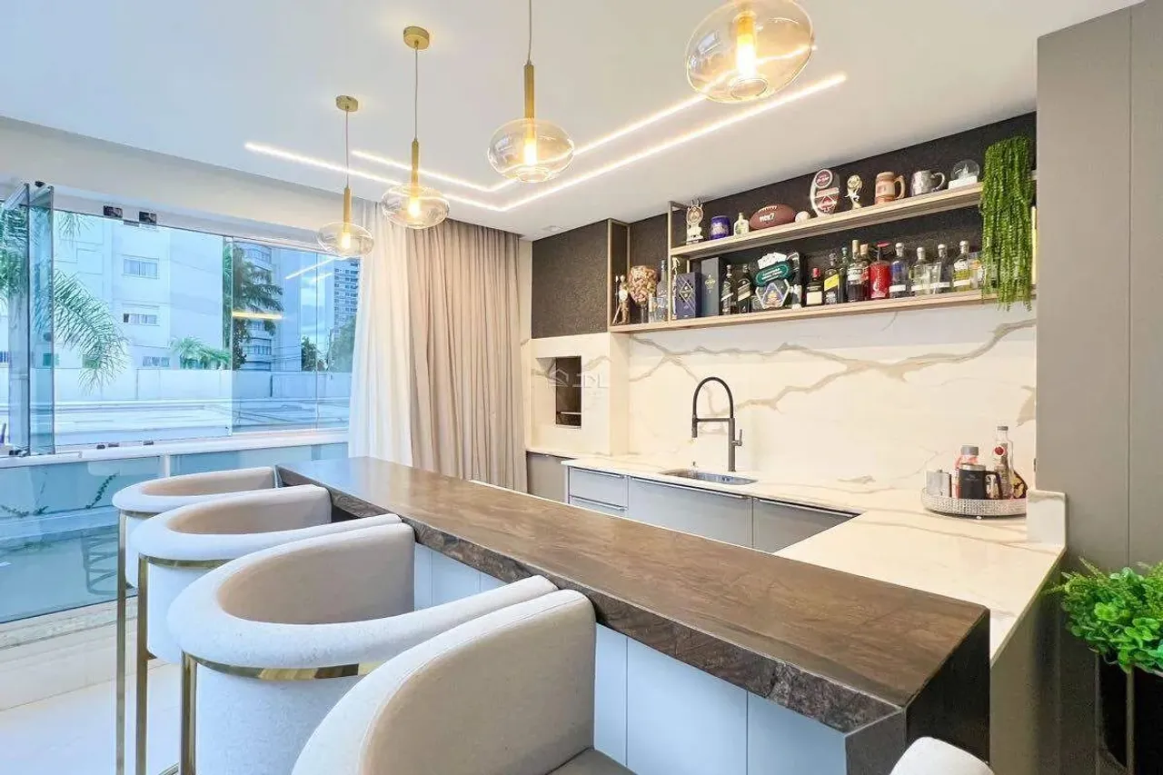 Lindo apartamento para venda no bairro Victor Konder!