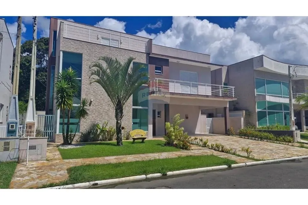 Triplex para locação definitiva em Peruíbe SP