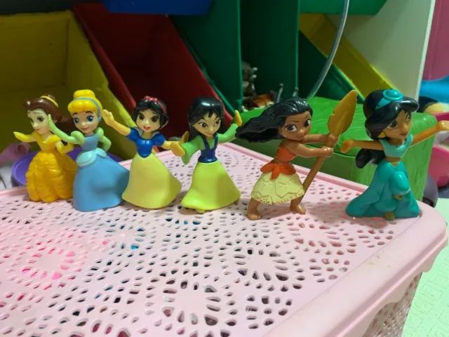 Boneca miniatura Princesas Disney - Foto 2