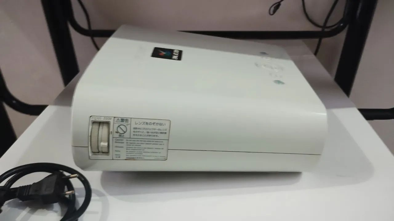 Projetor Sony VPL-ES5 sem lapada  - Foto 4