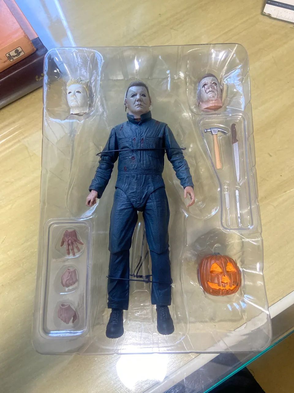 Boneco Neca Mike Myers - Halloween II - Foto 2