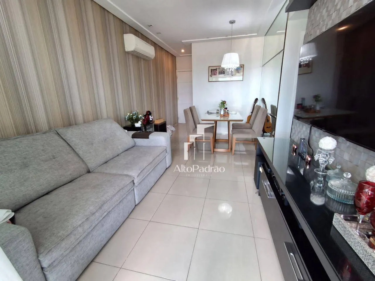 Apartamento à venda no bairro Ininga, Teresina/PI