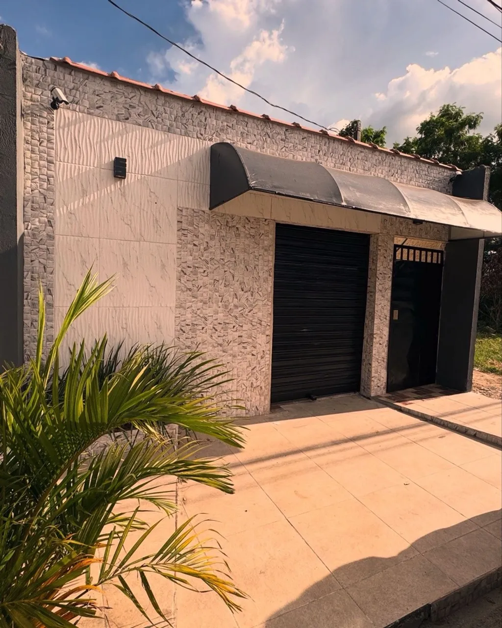 Vendo 3 Kitnets 1 Ponto Comercial (Negociável)