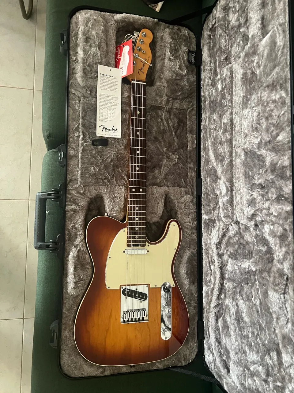 guitarra fender telecaster american deluxe