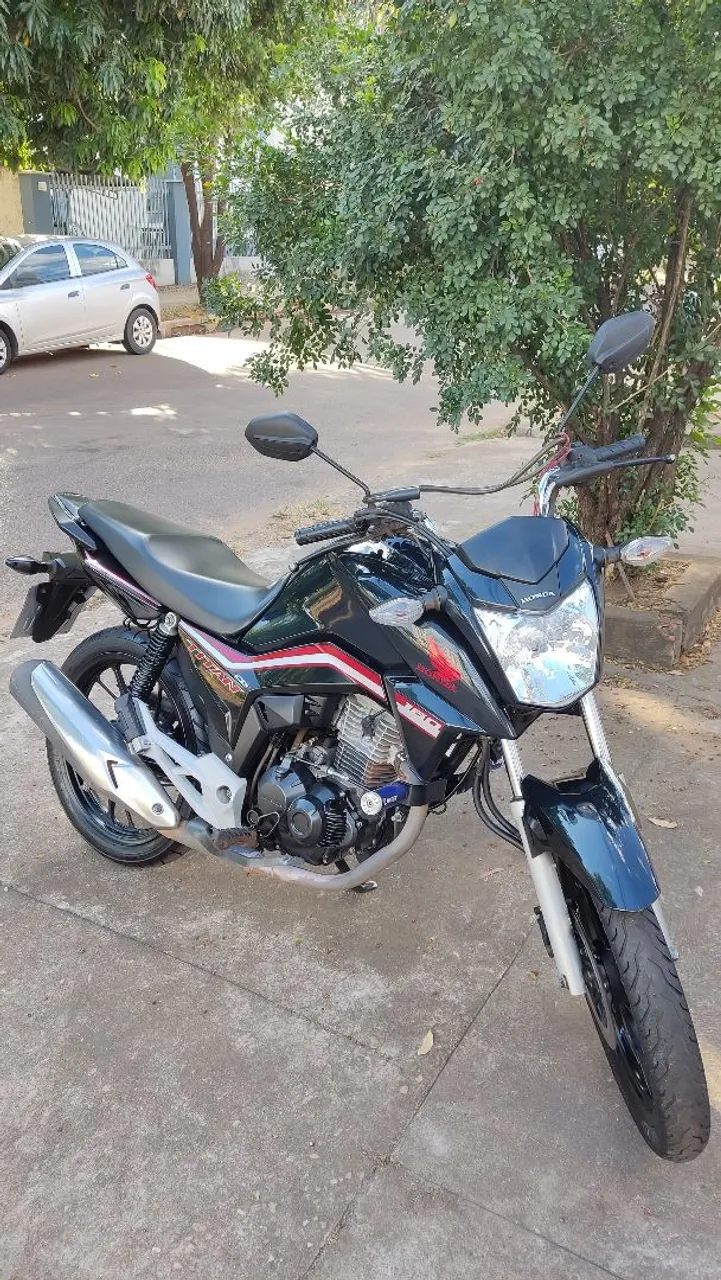 Titan 160