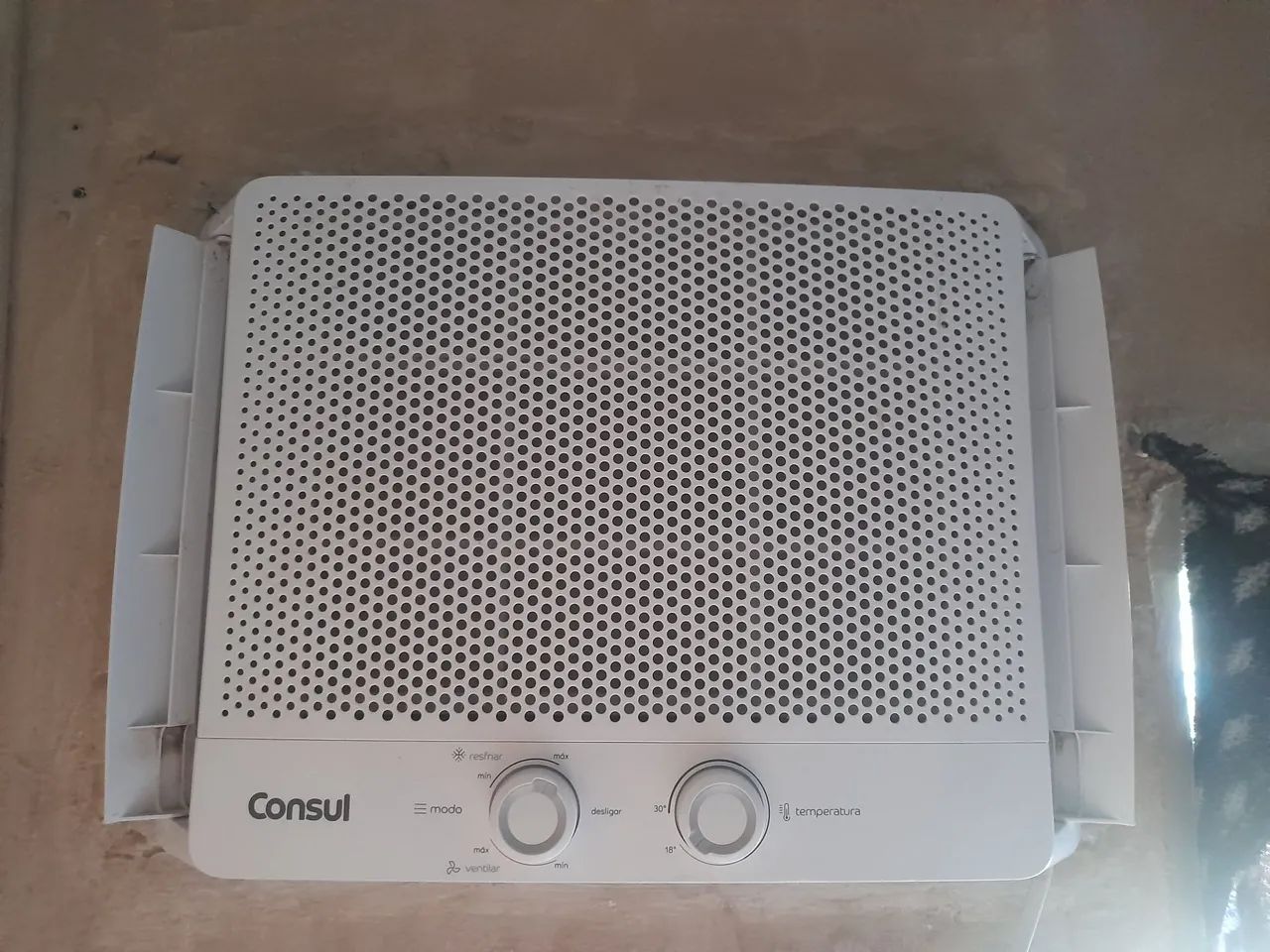 Ar Condicionado Consul de Janela 7.500 btus. 