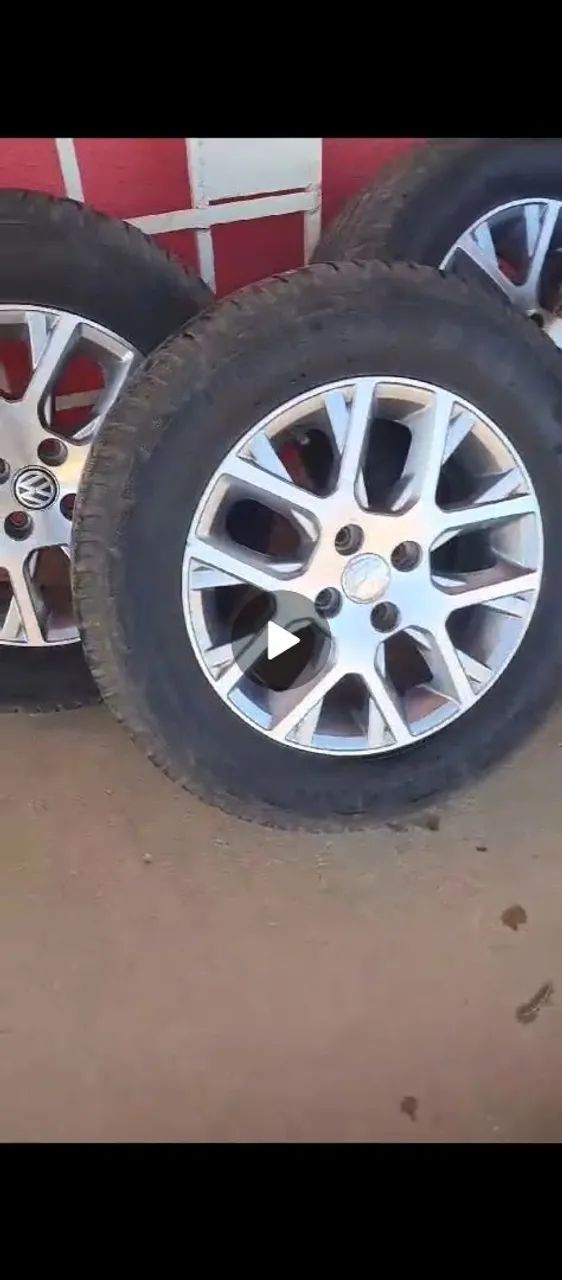 Rodas aro 15 Saveiro Cross em ótimo estado  - Foto 3