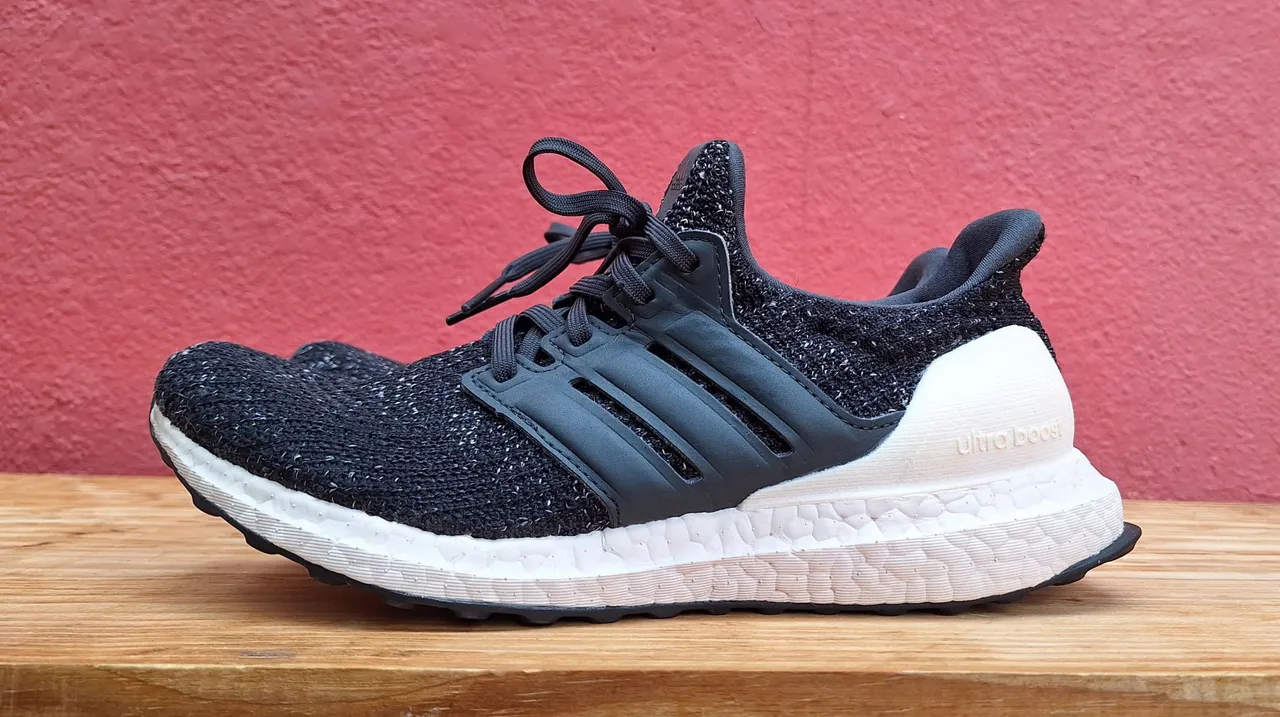 Tênis Adidas Ultraboost