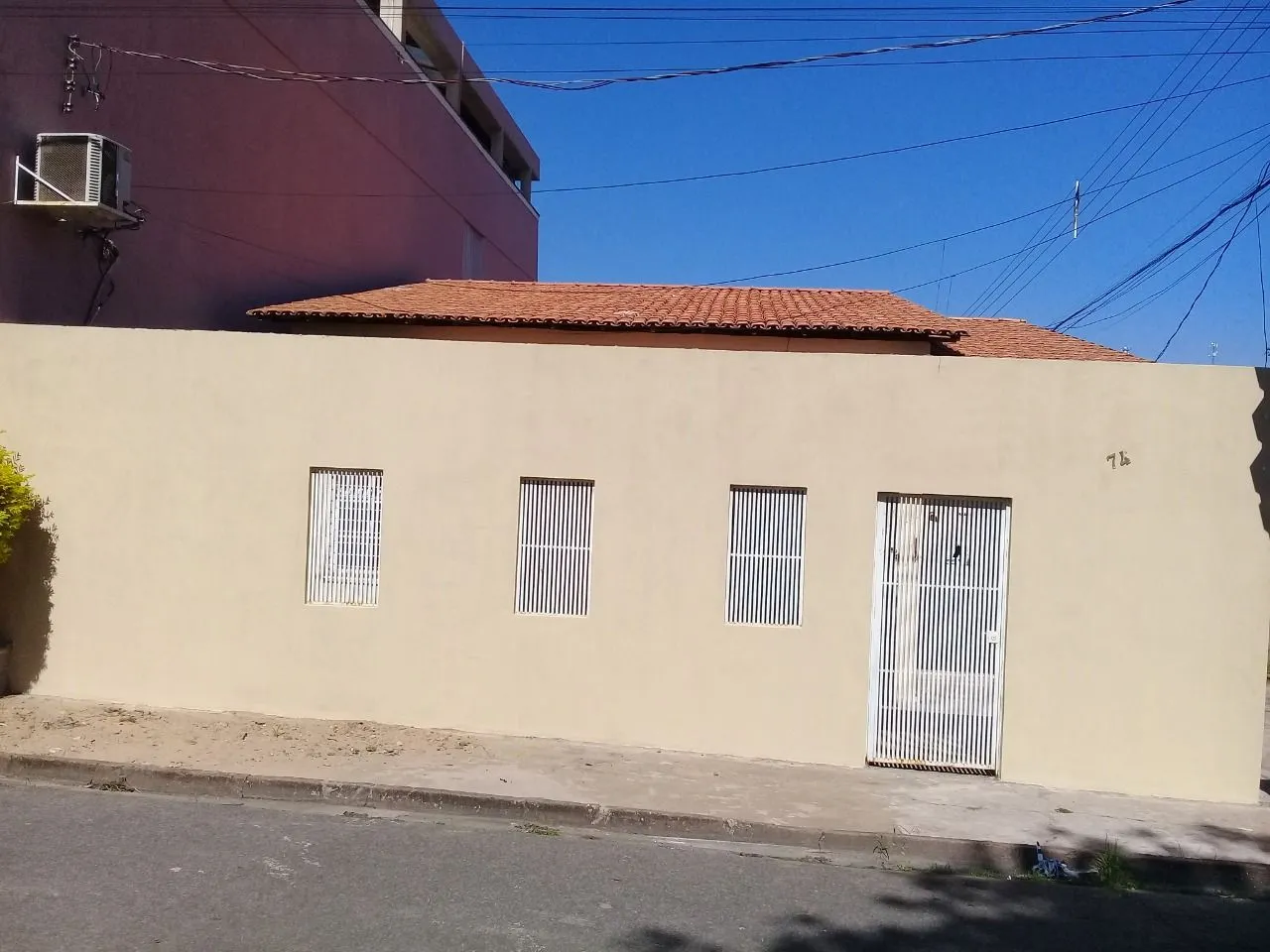 Vende-se ou aluga-se casa em Marabá/PA. Aceita permuta com imóvel em Goiânia