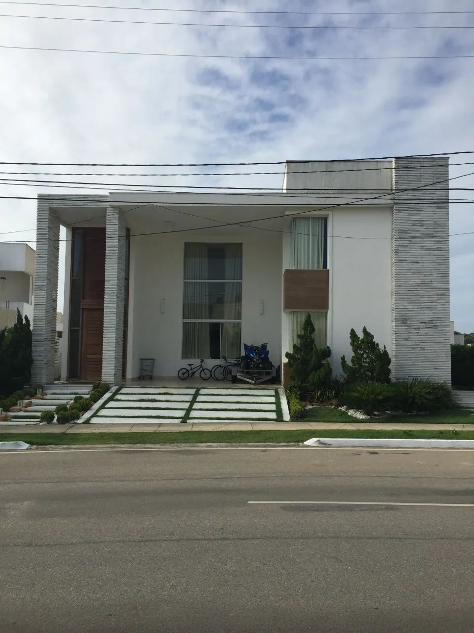 Mansão com 550m², BOSQUE DOS POETAS, 3 pavimentos,4 suítes, alto padrão - Foto 2