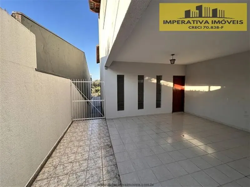 VILA GALVÃO - Casas para venda em Jundiaí no bairro Vila Galvão