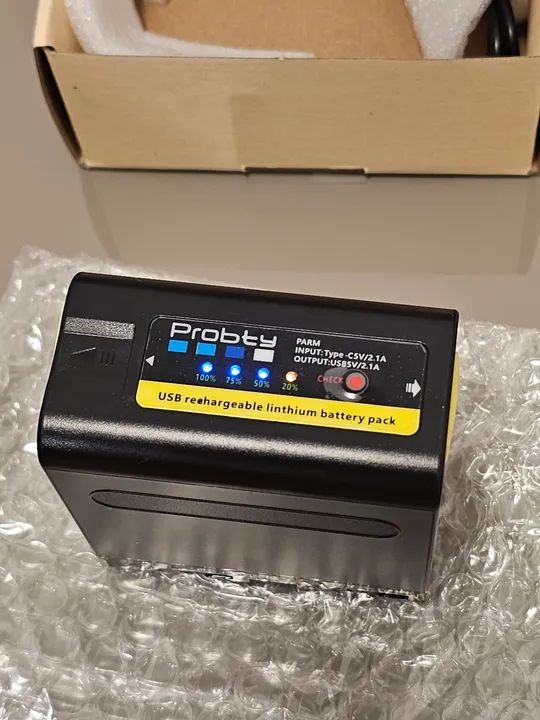 Bateria para iluminação Led 10800mAh NP-F980 (encaixe Sony) - Recarregável USB - Probty