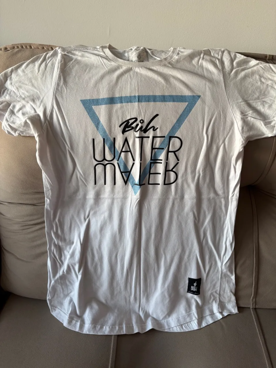 Camiseta BÜH original