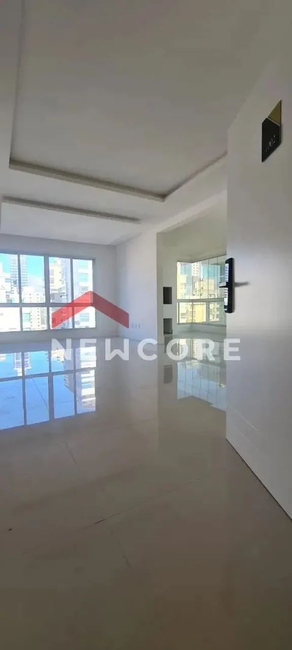 Apartamento em Rua 319 - Meia Praia - Itapema/SC - Foto 3