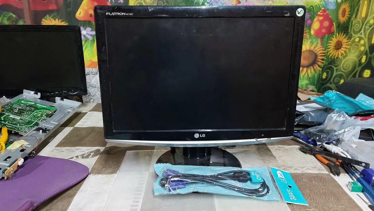 Monitor LG W1752T 17 polegadas widescrem
