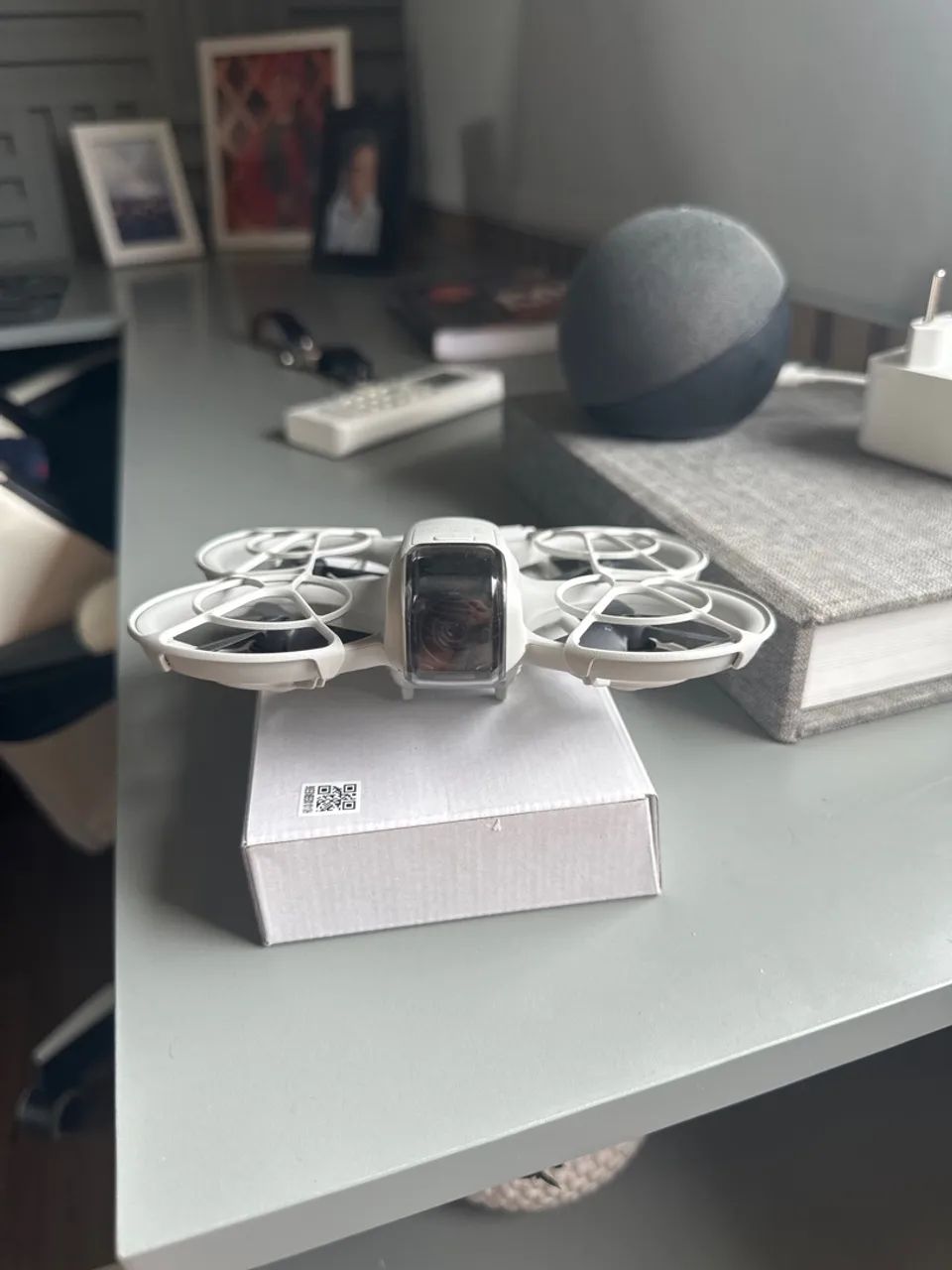 Drone Dji Neo flymore combo, com RC, 3 Baterias com garantia ainda e nota fiscal - Foto 3