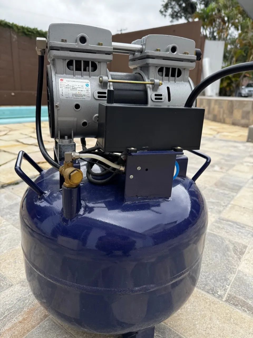 Compressor odontológico  - Foto 3