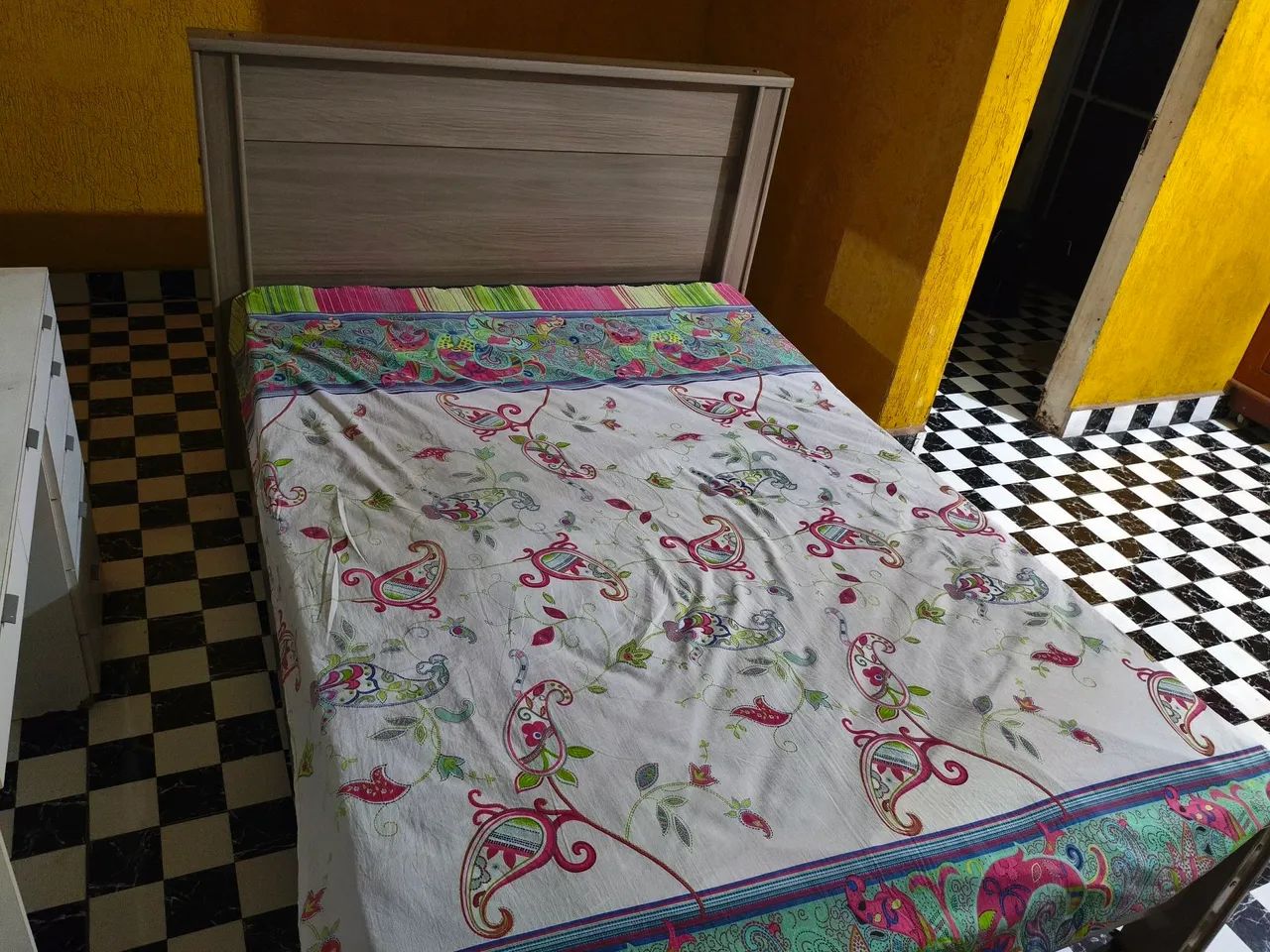 Cama Box de casal com cabeceira - Foto 3