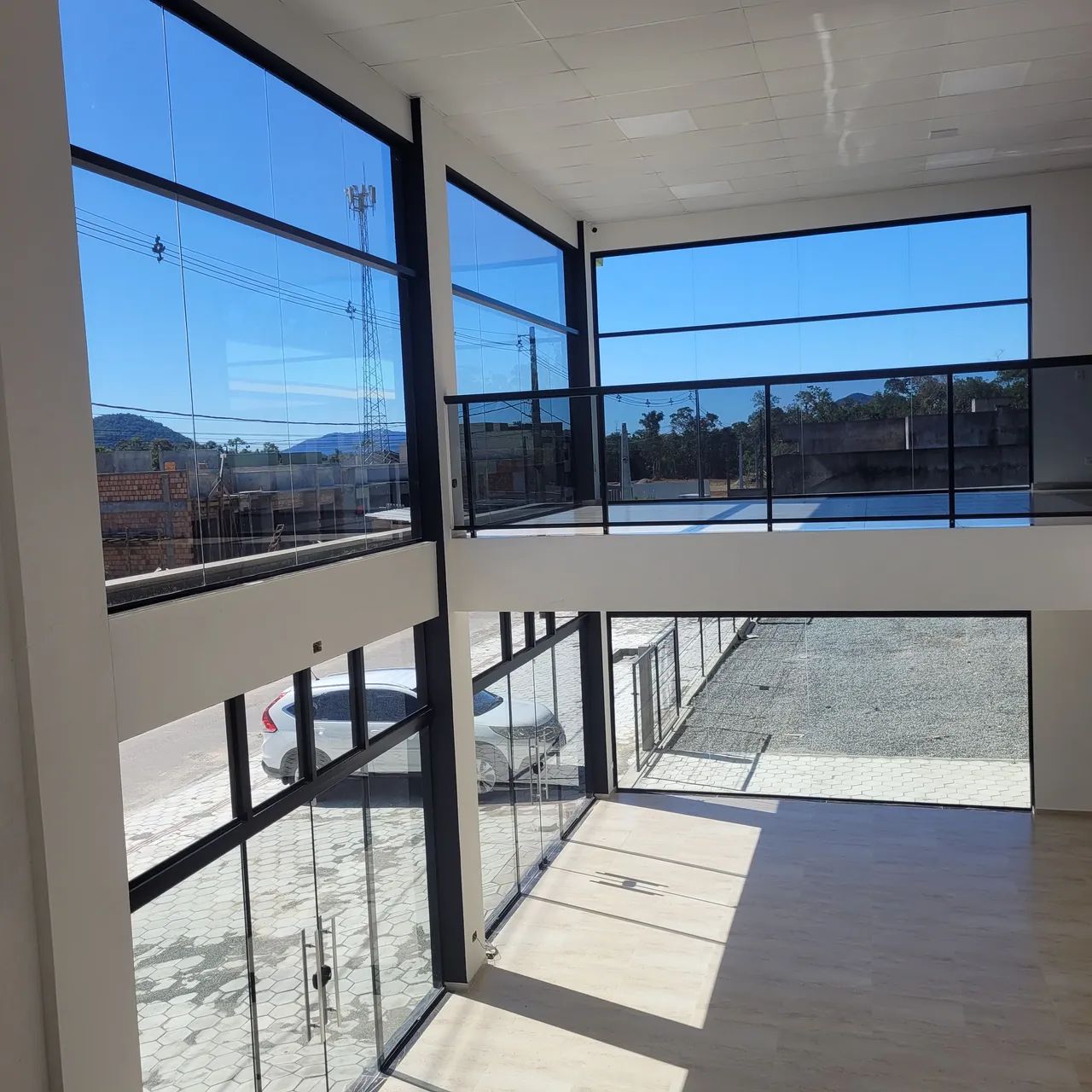 ALUGA-SE IMÓVEL COMERCIAL GARUVA CENTRO - Foto 9