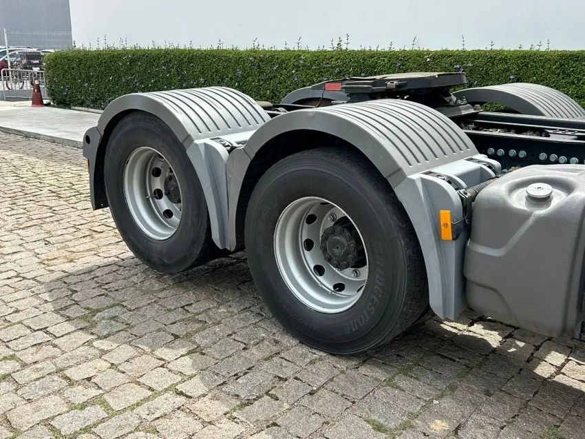 Mercedes-Benz Axor 2536 6x2. - Foto 5