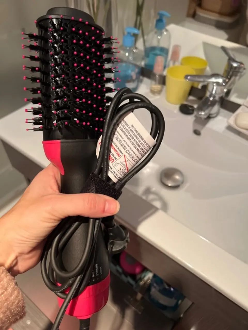 LISAPRO a ORIGINAL- Escova PROFISSIONAL/Seca,Alisa E Modela/Gerador de íons/3 TEMPERATURAs - Foto 3