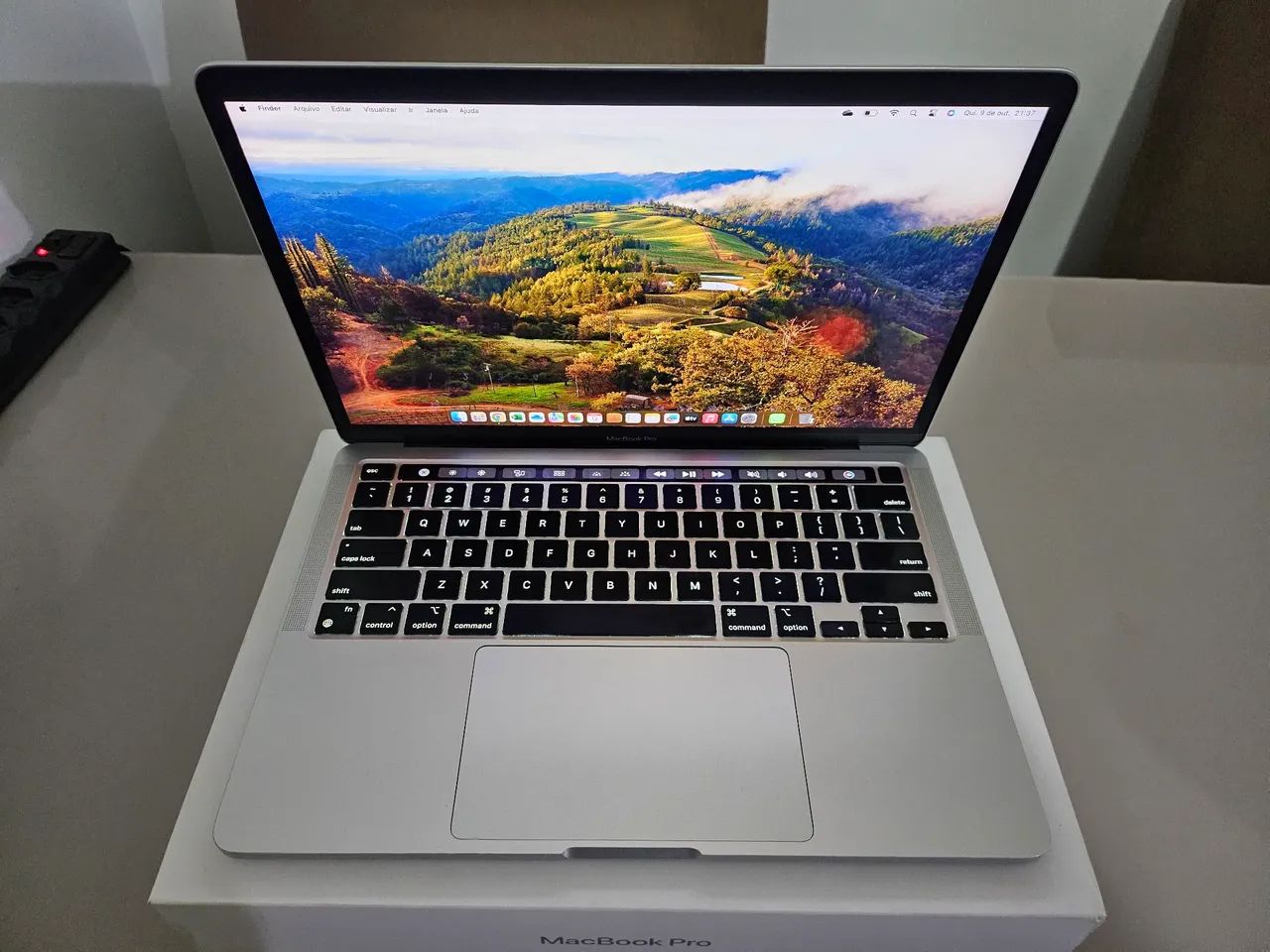 Macbook Pro 2020 13 M1 8gb 512gb SSD C/Caixa - Notebooks - Jardim