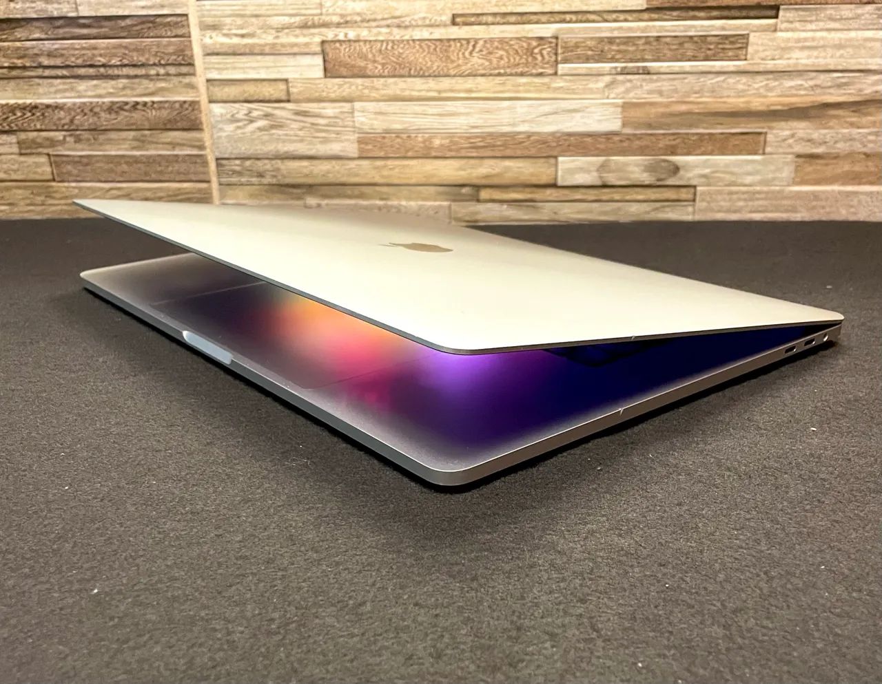 Macbook pro 2019, 15.6 pol,i9,1TB/32GB (Até 12x) - Notebooks
