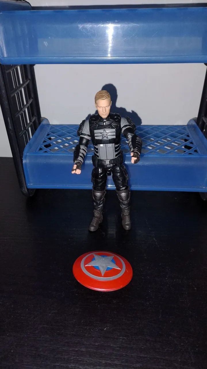 Boneco Capitão América - Série The Falcon and the Winter Soldier - Foto 2
