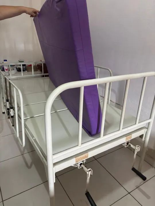 Cama Hospitalar Manual - Semi-nova
