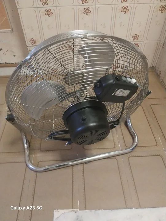 Ventilador de Mesa - Usado em Ótimo Estado - Foto 2