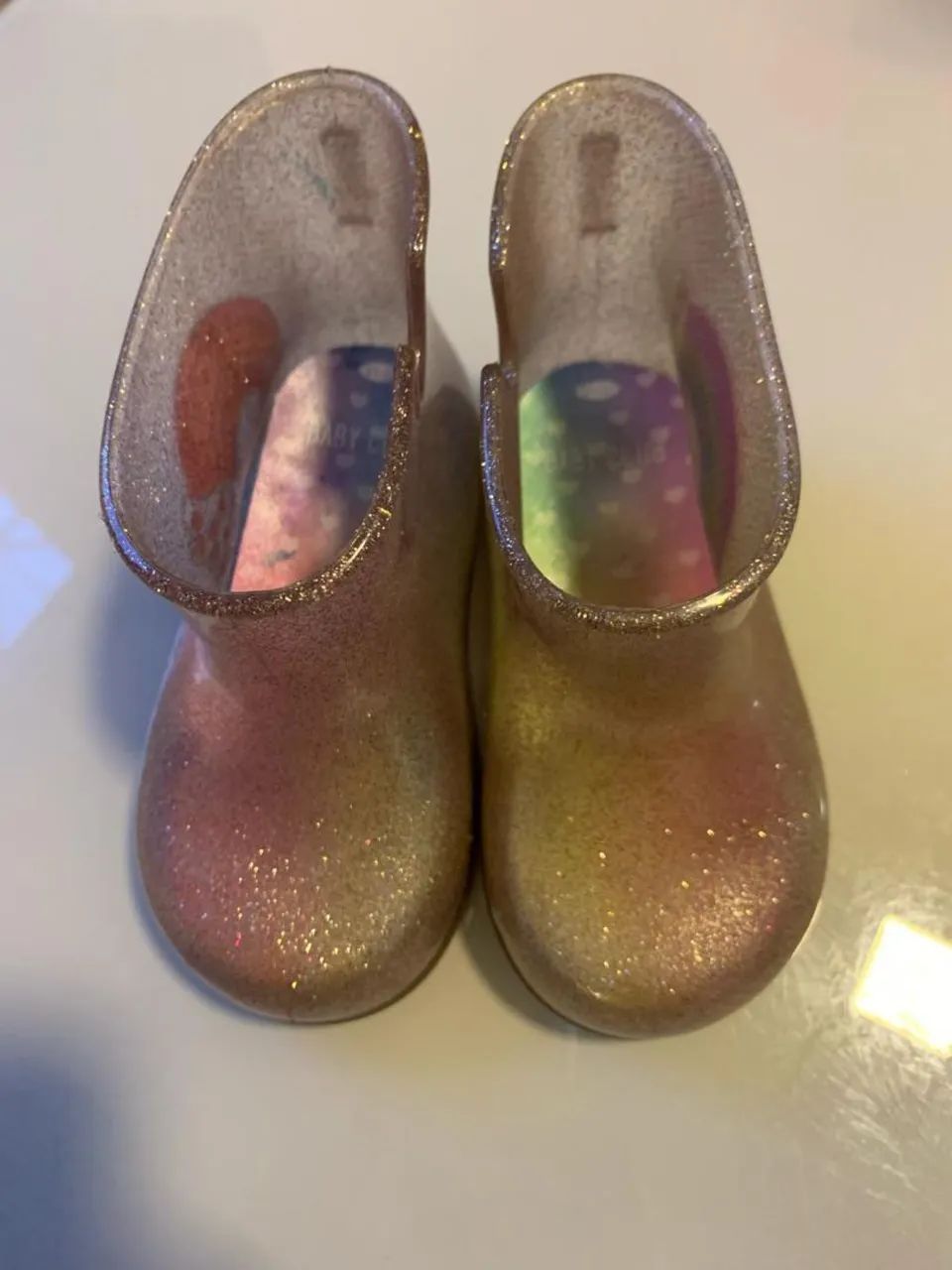 Botinhas Glitter Infantil com Arco-Íris - Foto 2
