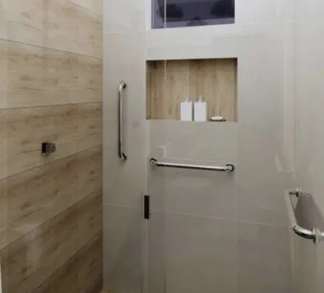 Barras de Apoio para Banheiro - Segurança e Conforto