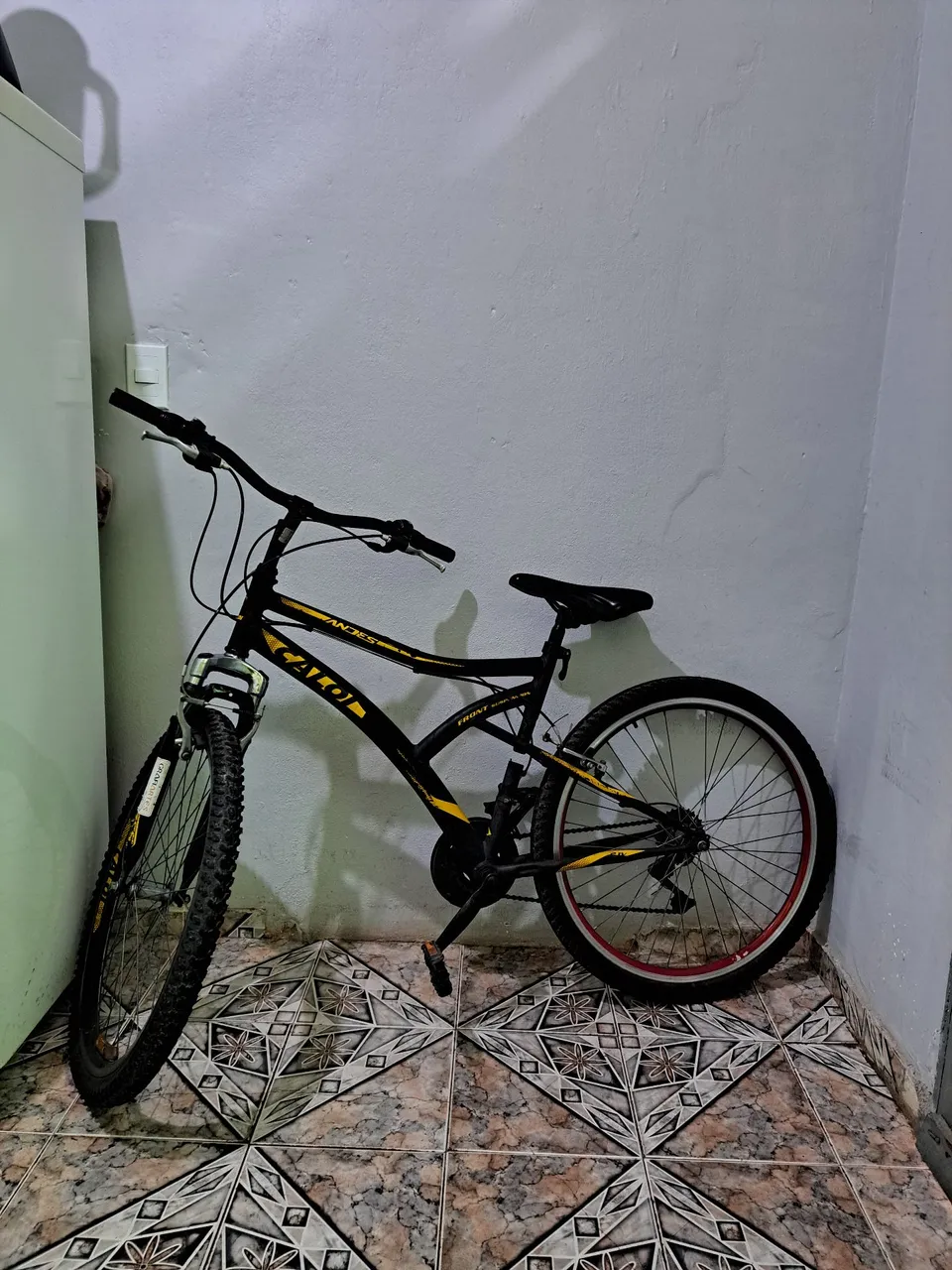 Bicicleta Caloi Andes Aro 26