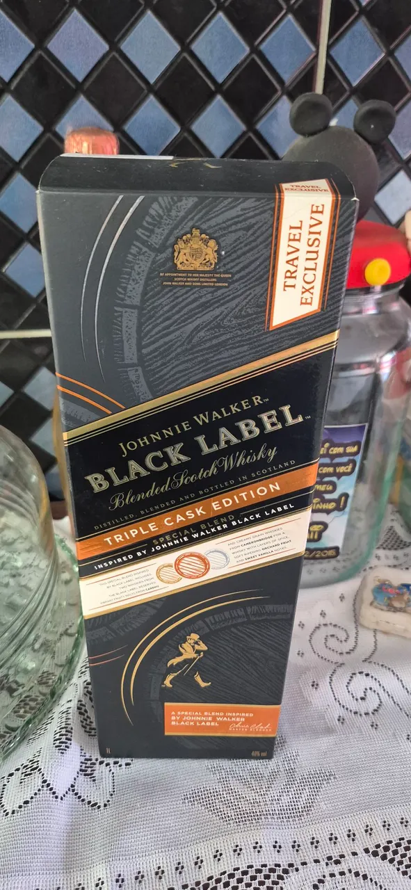 Johnnie Walker Black Label Triple Cask Edition