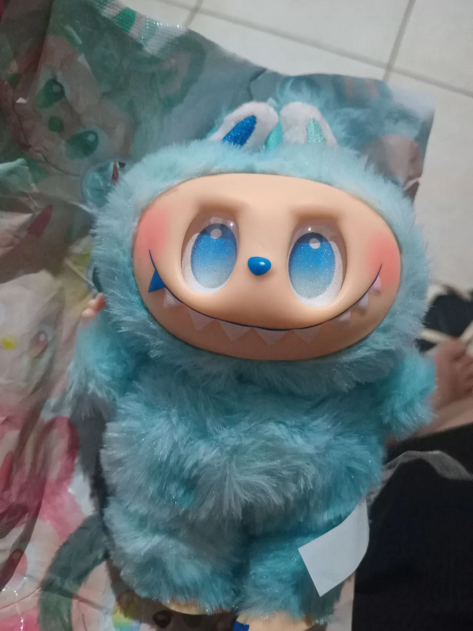 Labubu azul