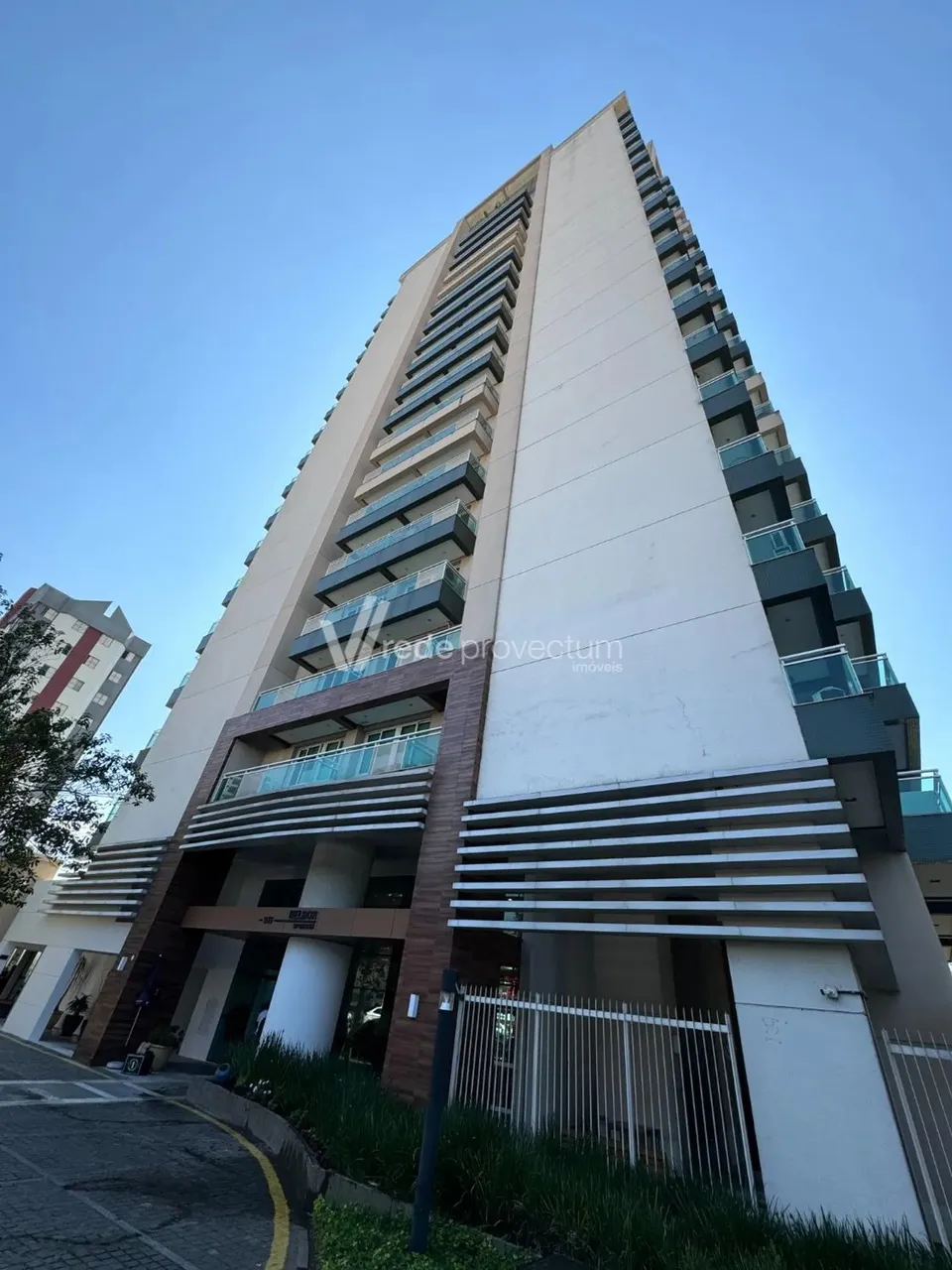 Sala Comercial à Venda no Carrão em São Paulo/SP