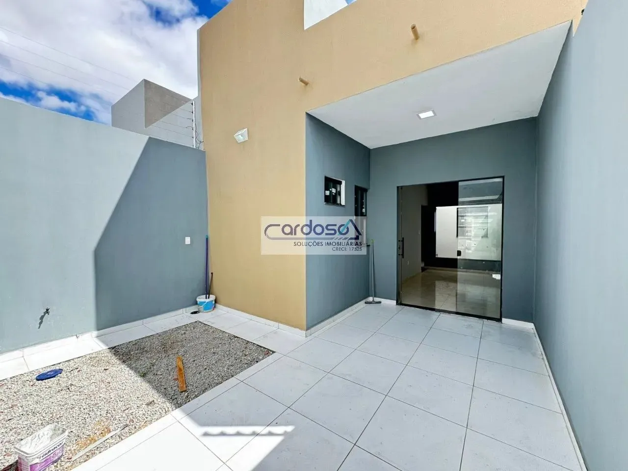 CASA RESIDENCIAL em PETROLINA - PE, DOM AVELAR