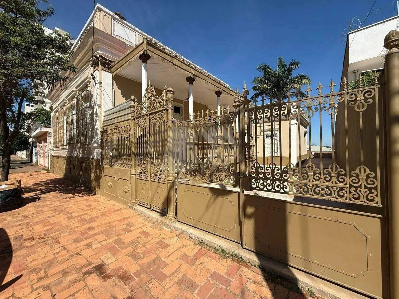 Casa comercial para alugar no bairro Centro em Piracicaba