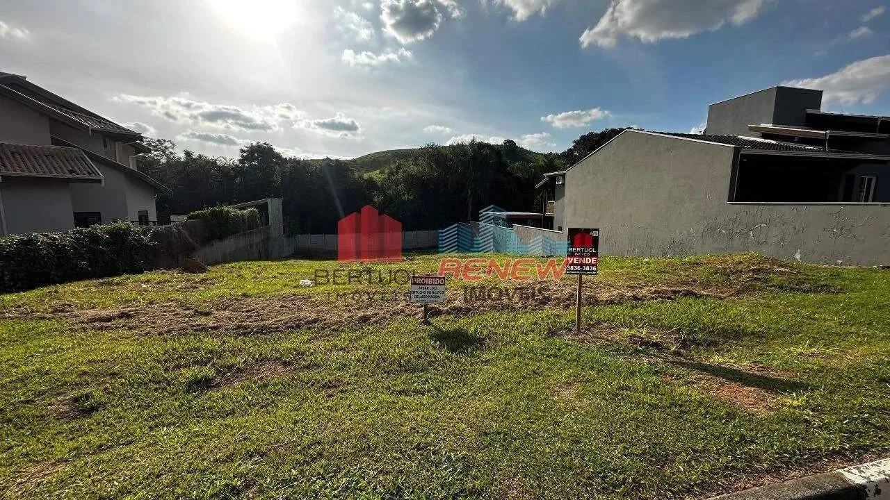 Terreno em condomínio à venda Condomínio Vila Hípica II em Vinhedo