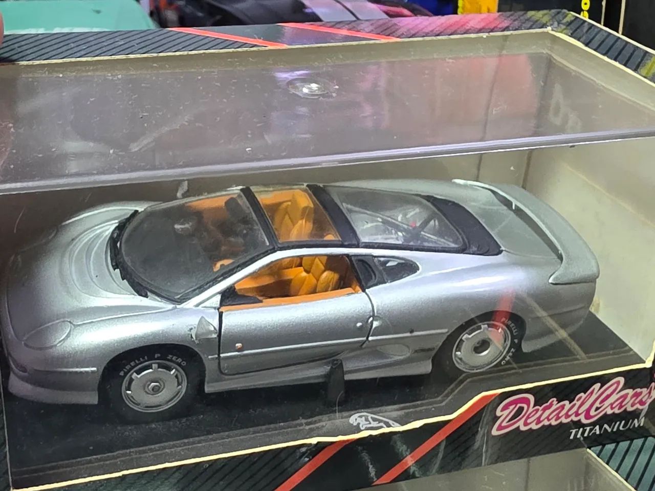 Spark Jaguar XJ220 ミニカー 1/43 Minichamps - Jaguar XJ220 - 1/43 - HTC - MODELISMO