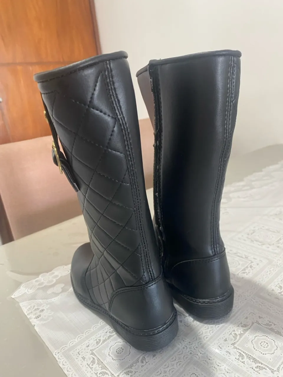 Bota Infantil Preta Matelassê