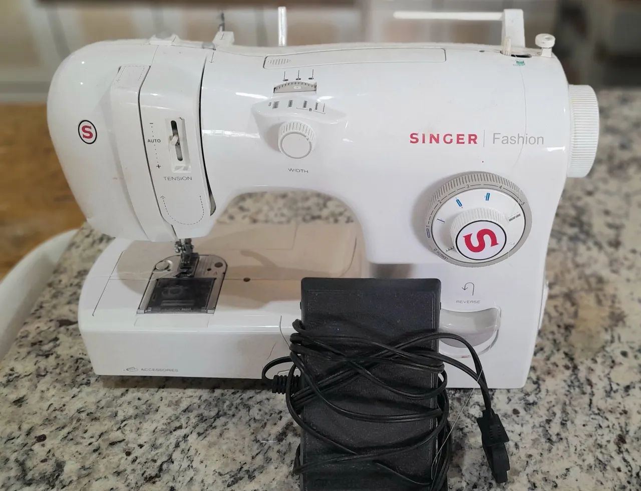 Máquina de costura Singer Fashion