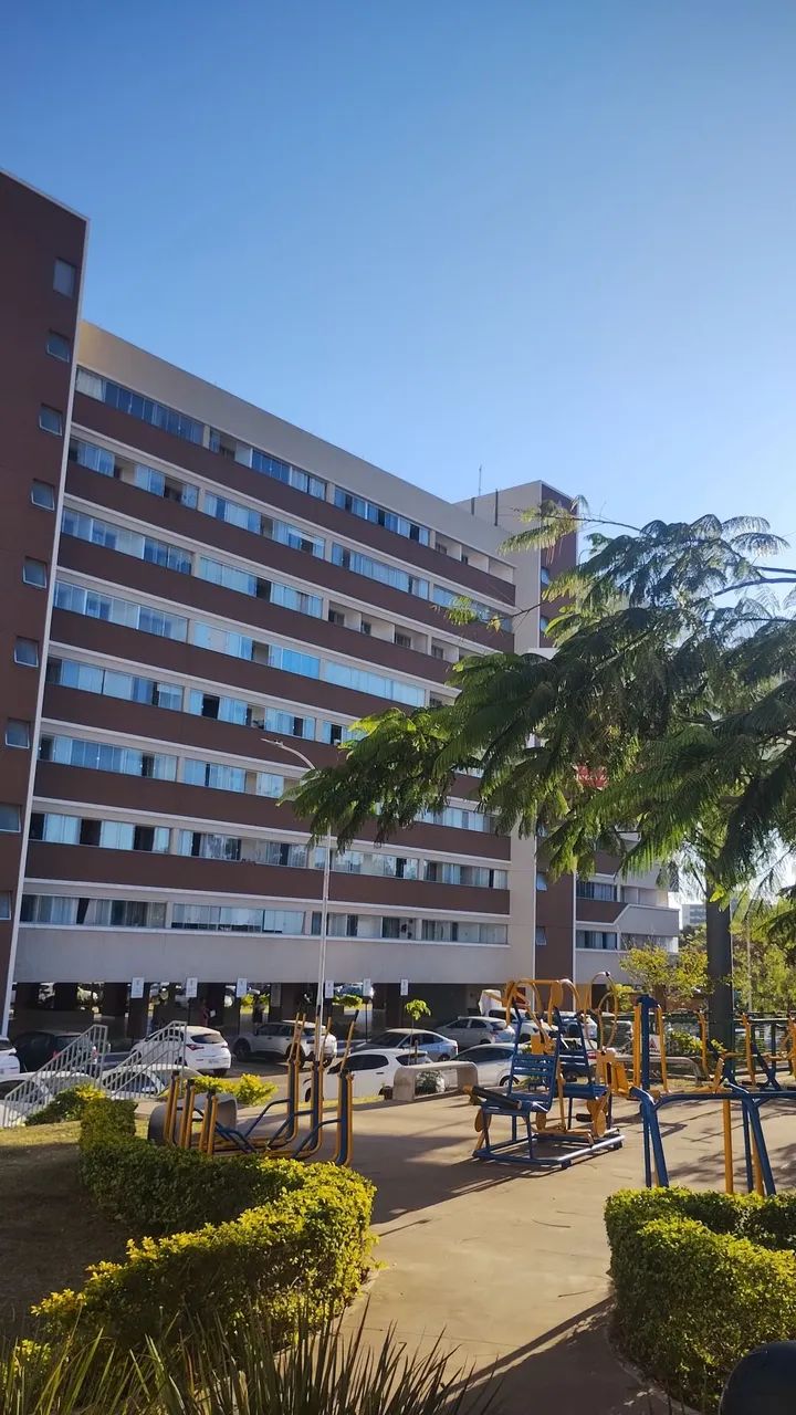 APTO DE 2 QUARTOS COM SUÍTE VARANDAS E VAGA DE GARAGEM
