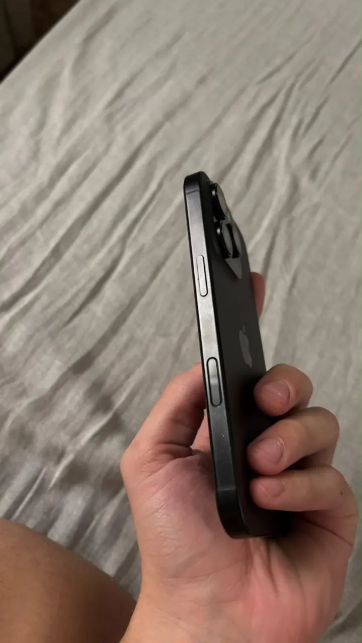 iPhone 16 pro 128 gb  - Foto 4