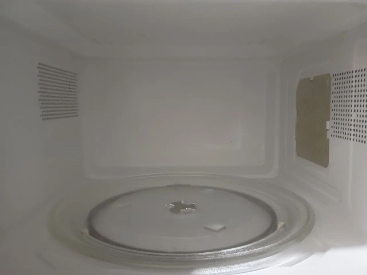 Microondas Brastemp 31 litros 120v  - Foto 2