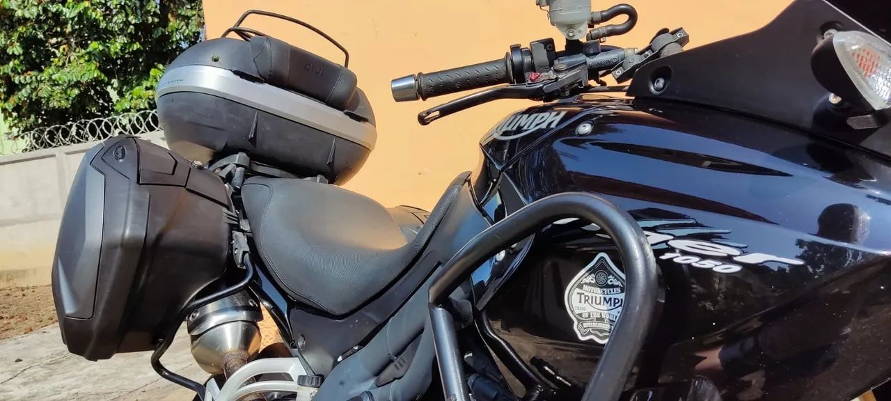 Triumph Tiger 1050  - Foto 4