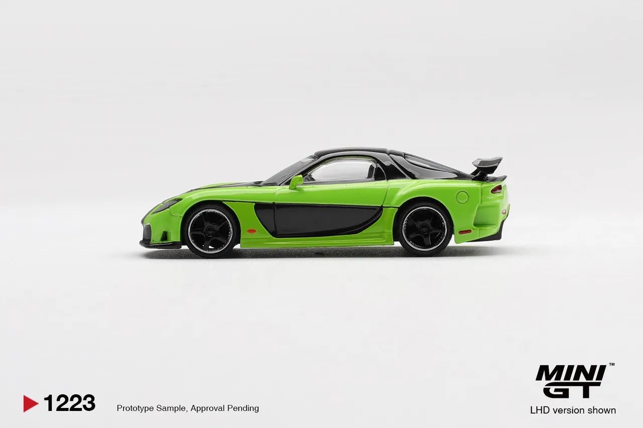 オプションミニカーコレクション　マツダＲＸ－７　希少シークレット＋グリーン　FD Miniatura Mini Gt Mazda Rx-7 Veilside Fortune 7 Verde 1:64 (Caixa